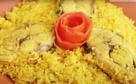 বৃষ্টির দিনে মজাদার ইলিশ-খিচুড়ি